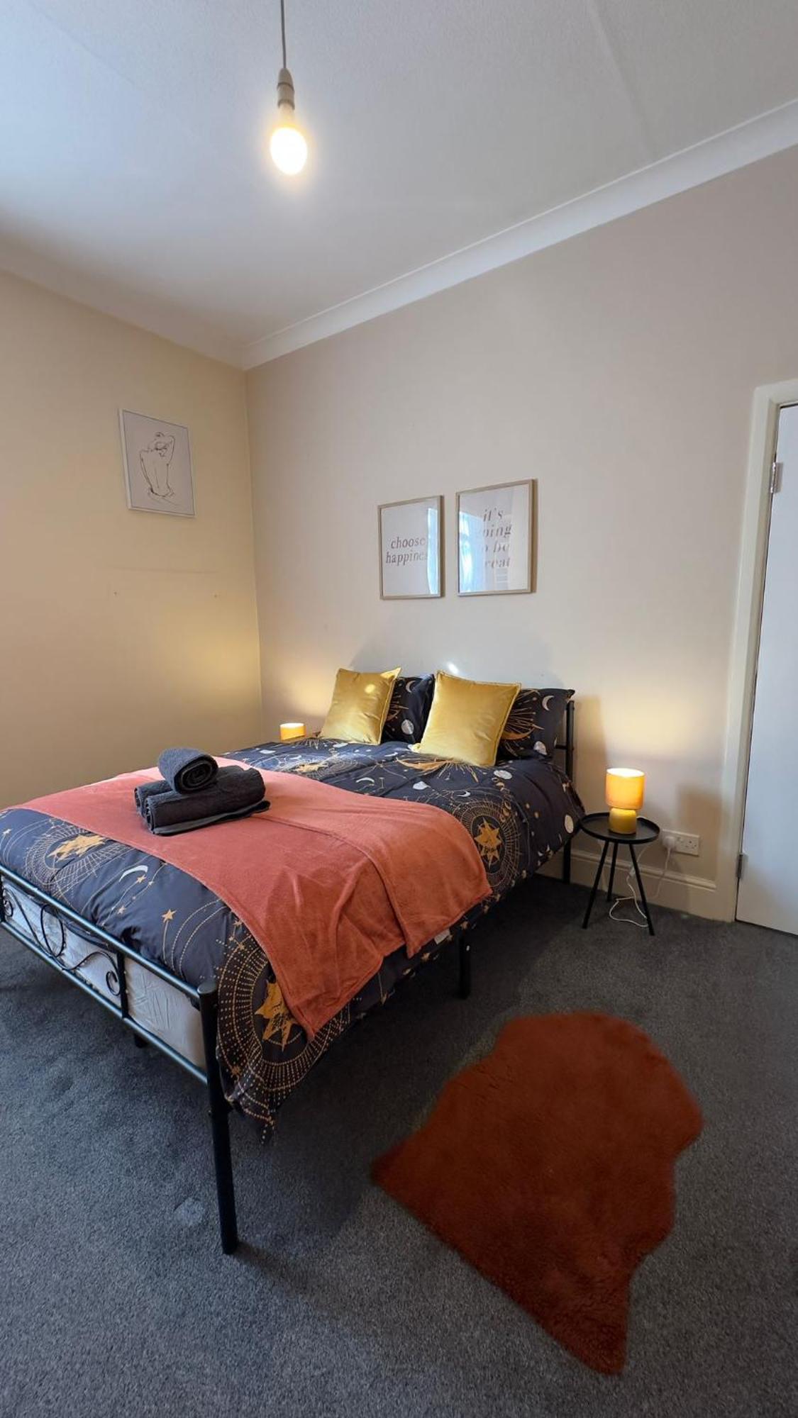 25 Minutes To Central London Rooms 35 외부 사진