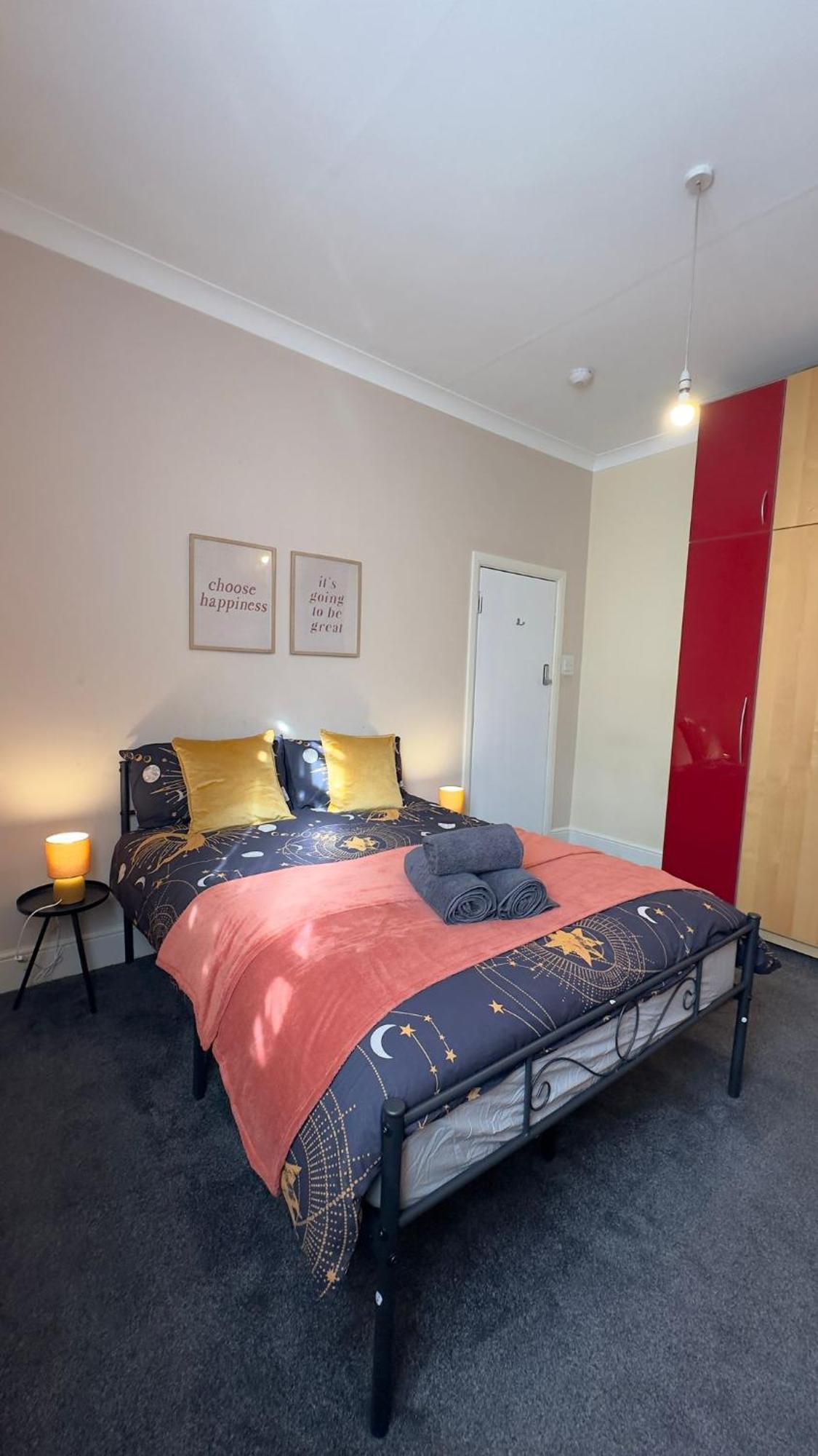 25 Minutes To Central London Rooms 35 외부 사진