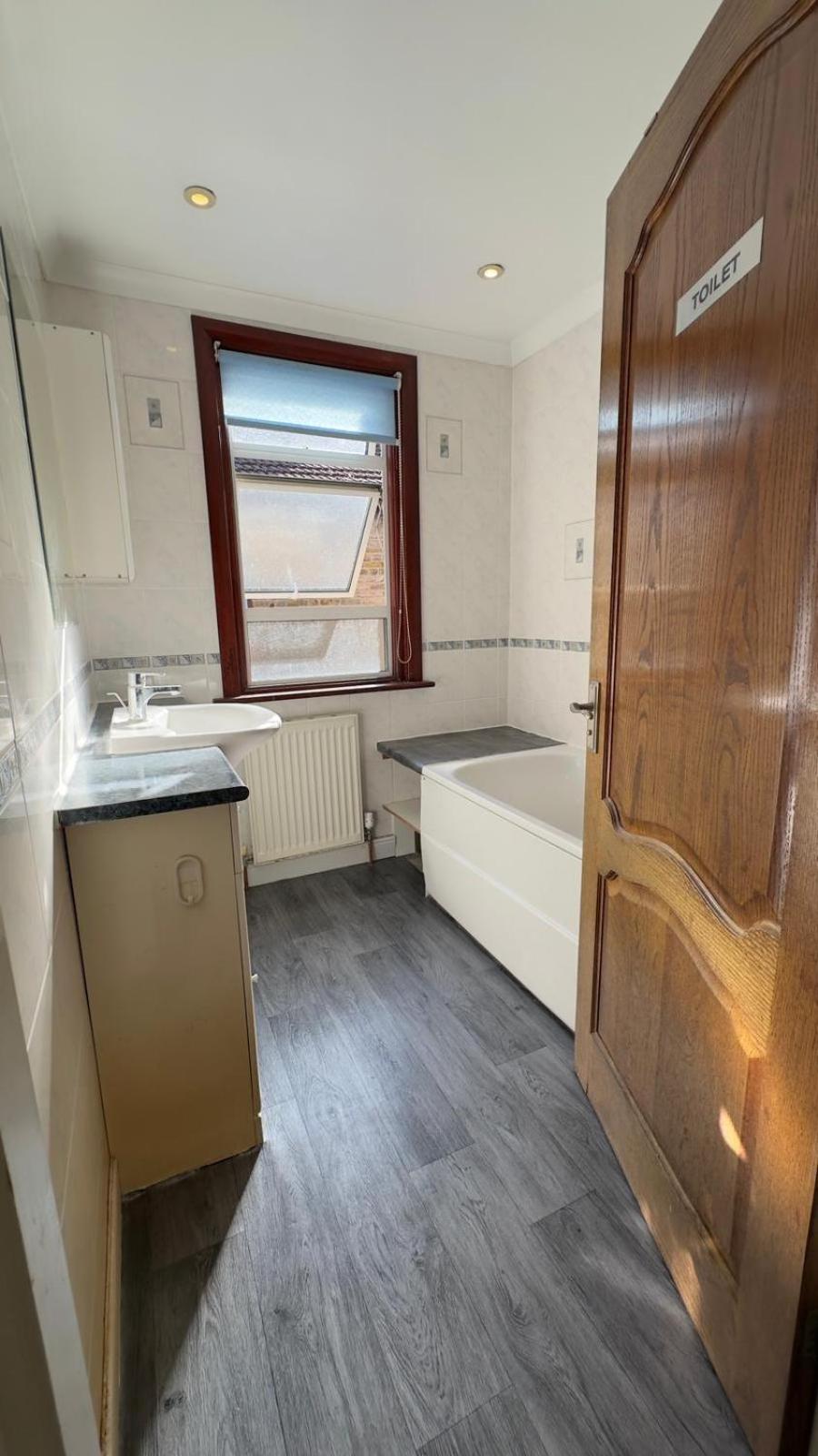 25 Minutes To Central London Rooms 35 외부 사진